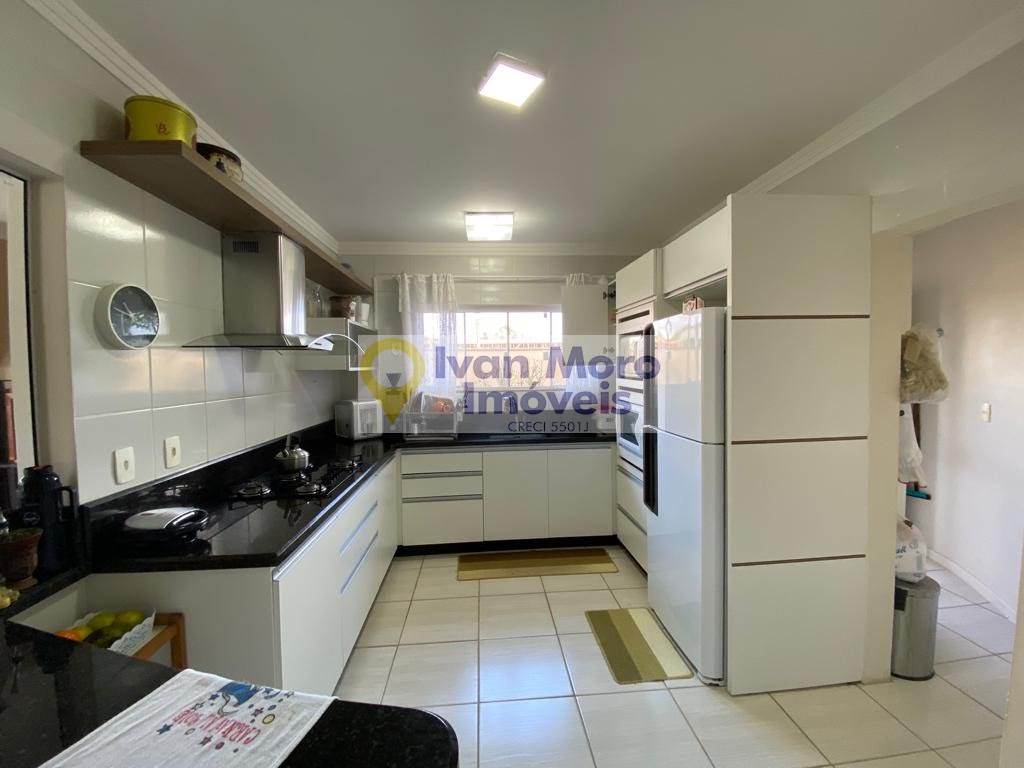 Casa à venda com 3 quartos, 3 suítes, 2 vagas e 204m² no Cachoeira do Bom Jesus, Florianópolis (SC) — foto 12 de 27