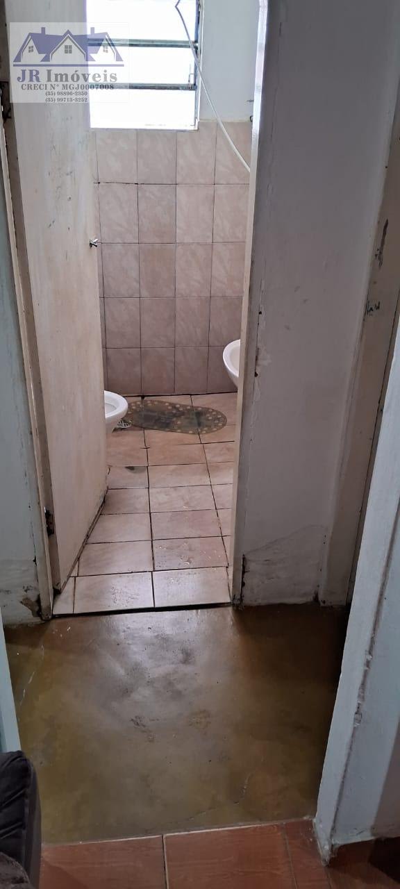 Casa à venda com 2 quartos e 1 banheiro no Bairro Santa Barbara, Piranguinho (MG) — foto 14 de 20