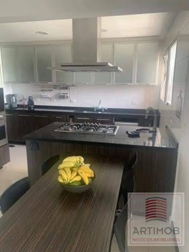 Apartamento à Venda em Vila Andrade SP, 265m², 4 Suítes, R$1,83Mi
