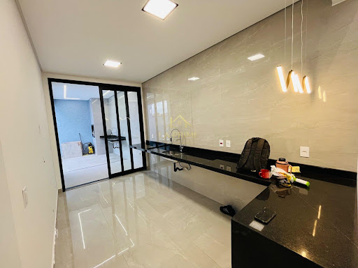 Casa de Condomínio em Parque São Bento -127m2- Com Piscina - 3 dormitórios, 1 suite,vaga coberta. Sorocaba, SP