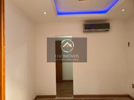 FJM Imóveis vende: Casa em Ingá - Niterói: 240M², 4 dormitórios, 1 suíte, 4 banheiros - Venda por R$ 790.000