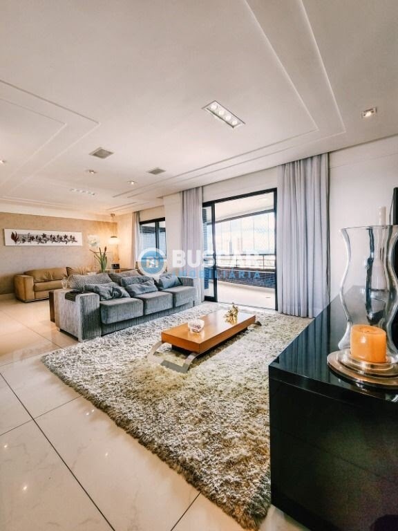 Apartamento à venda com 4 quartos, 3 suítes, 3 vagas e 197m² no Santa Mônica, Feira de Santana (BA) — foto 5 de 17