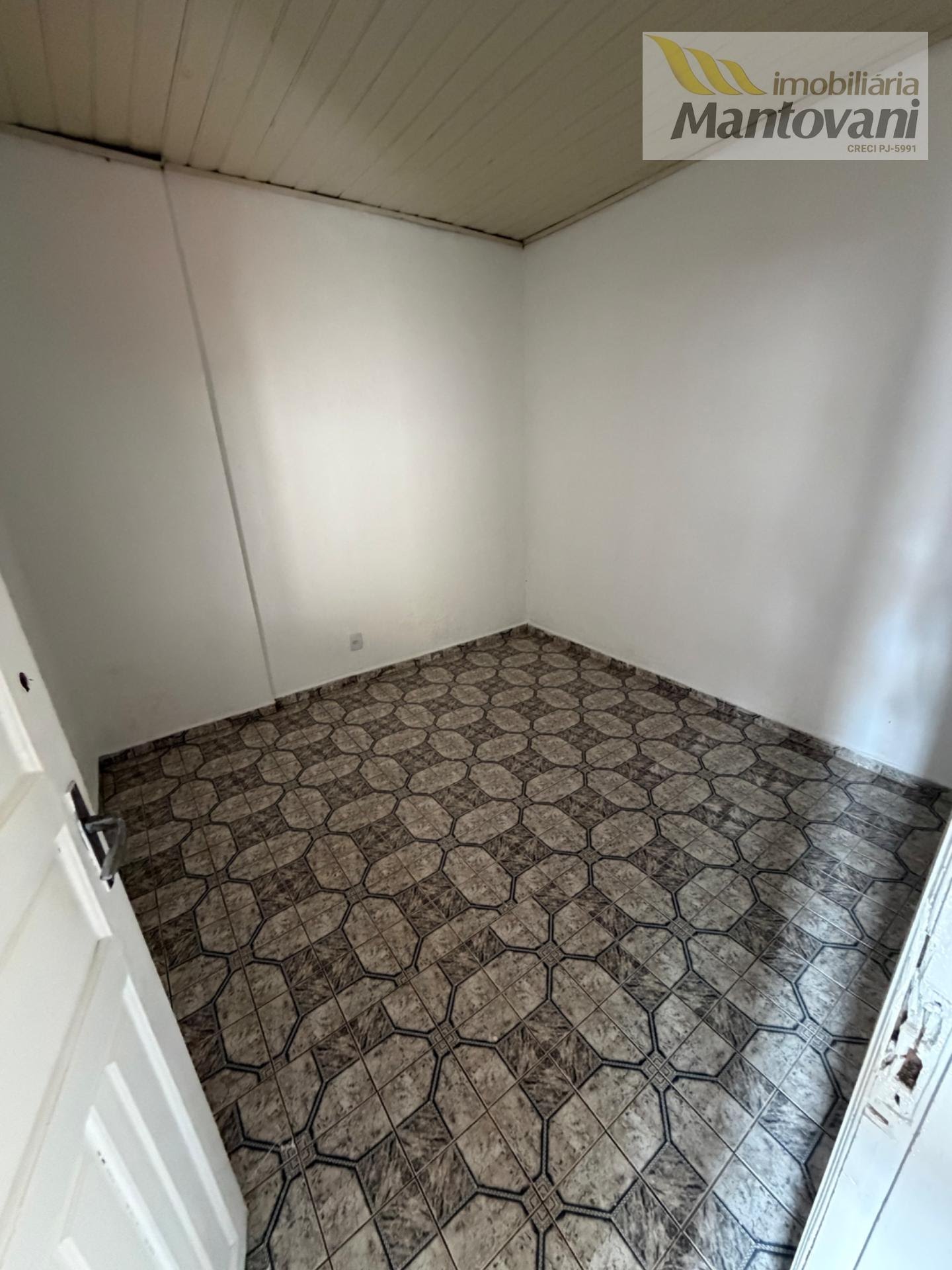 Casa à venda com 2 quartos, 1 banheiro, 1 vaga e 140m² no Parque Santa Maria, Tatuí (SP) — foto 5 de 13