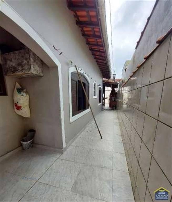 Casa à venda com 4 quartos, 3 suítes, 3 vagas e 259m² no Balneario Flórida, Praia Grande (SP) — foto 9 de 29