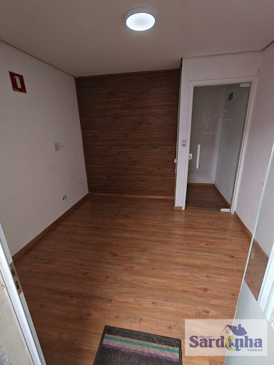 Sala Comercial para Locação em Taboão da Serra - 40m²