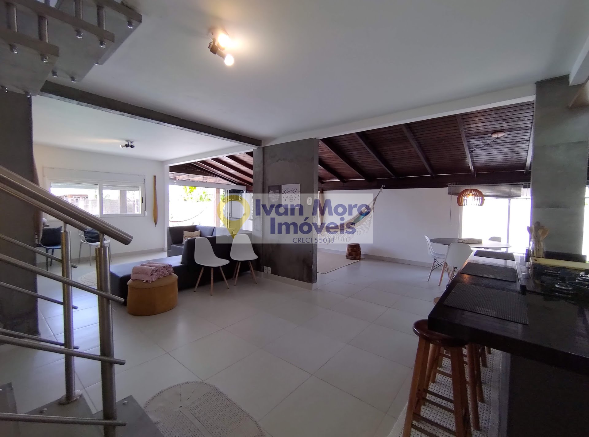Casa para alugar com 4 quartos, 1 suíte, 4 vagas e 250m² no Daniela, Florianópolis (SC) — foto 21 de 30
