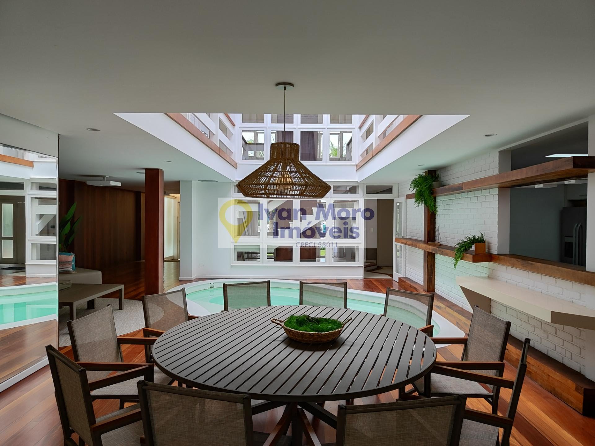 Casa à venda com 5 quartos, 5 suítes, 2 vagas e 320m² no Jurerê Internacional, Florianópolis (SC) — foto 27 de 30