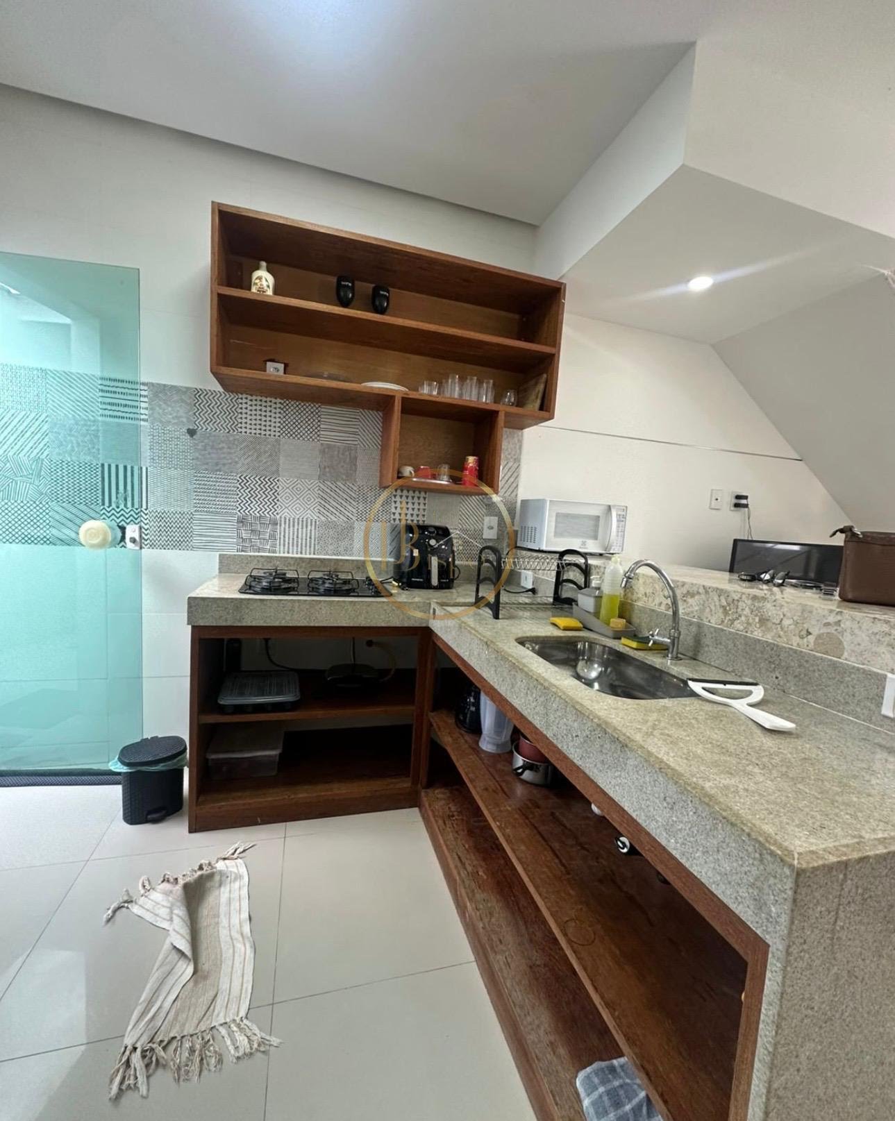 Apartamento para alugar com 2 quartos, 2 suítes, 1 vaga e 90m² no Praia de Taperapuã, Porto Seguro (BA) — foto 4 de 11