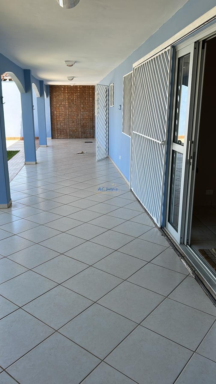 Casa à venda com 2 quartos, 1 suíte, 3 vagas e 135m² no Caiçara, Praia Grande (SP) — foto 17 de 24