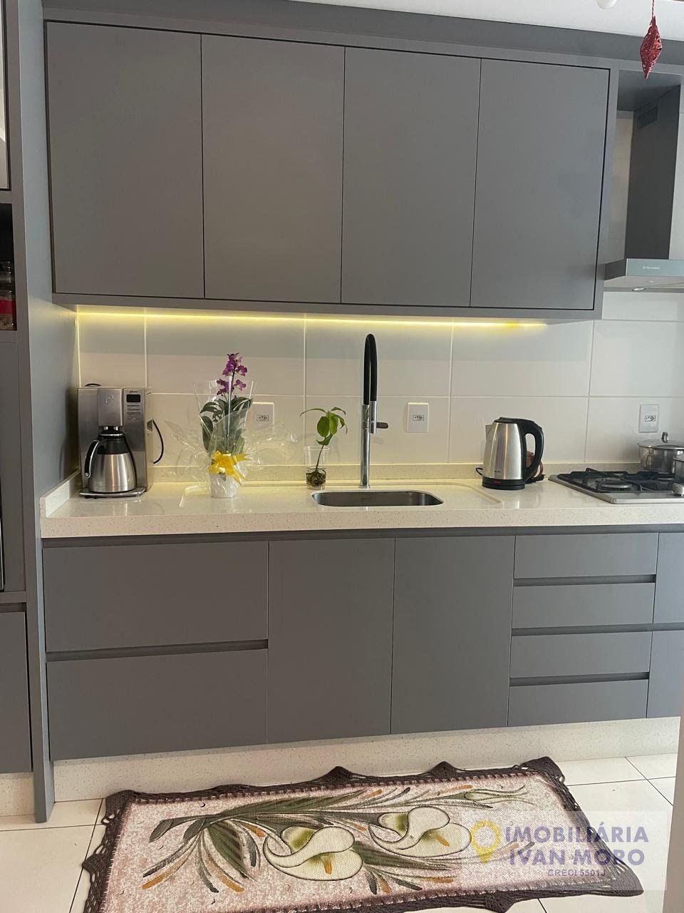 Apartamento à venda com 2 quartos, 1 suíte, 1 vaga e 58m² no Cachoeira do Bom Jesus, Florianópolis (SC) — foto 3 de 11