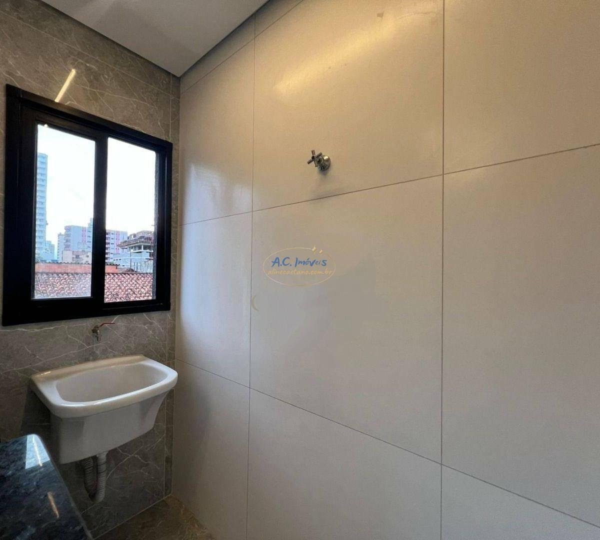 Casa à venda com 3 quartos, 3 suítes, 1 vaga e 104m² no Aviação, Praia Grande (SP) — foto 10 de 28
