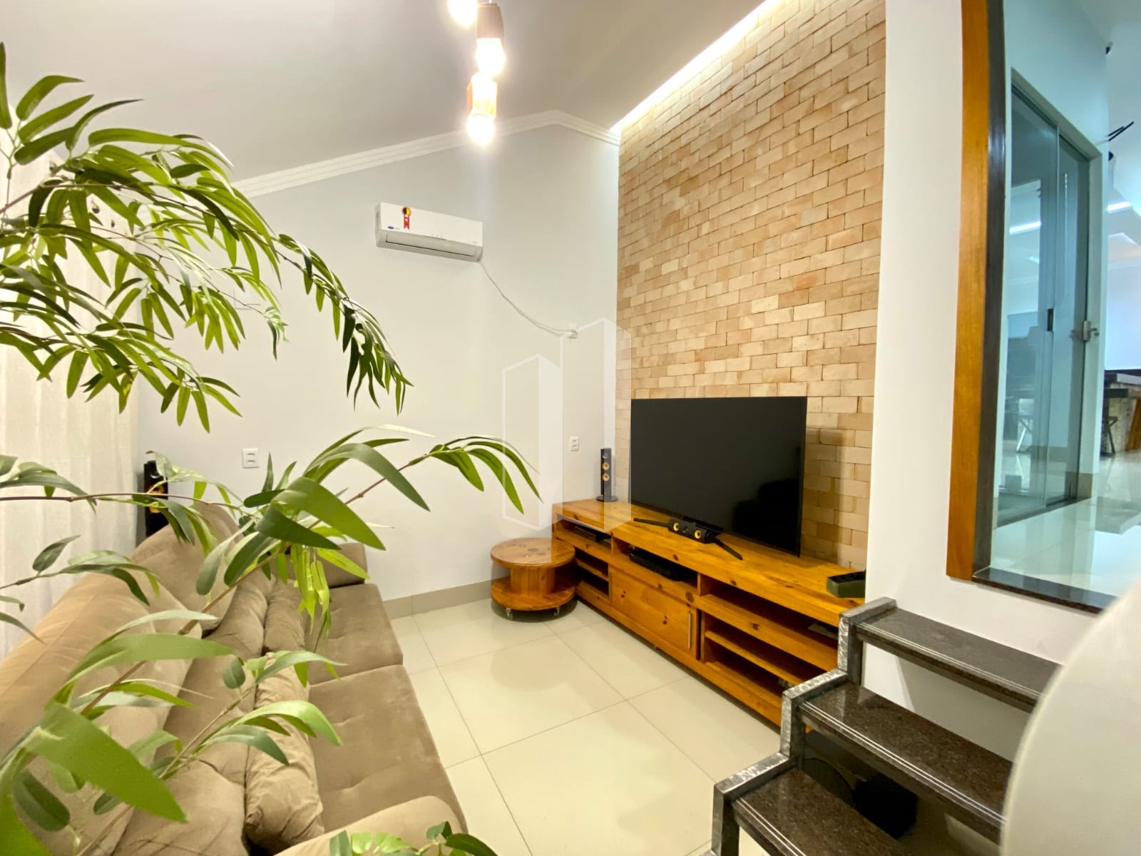 Casa à venda com 4 quartos, 4 suítes, 4 vagas e 320m² no Jardim Venezuela, Morrinhos (GO) — foto 4 de 30