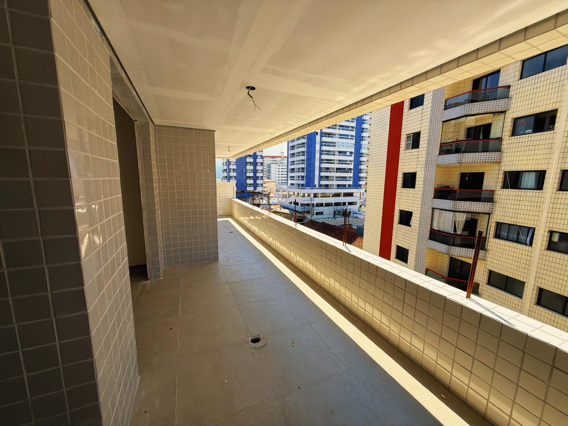 Apartamento à venda com 2 quartos, 2 suítes, 1 vaga e 78m² no Aviação, Praia Grande (SP) — foto 13 de 30