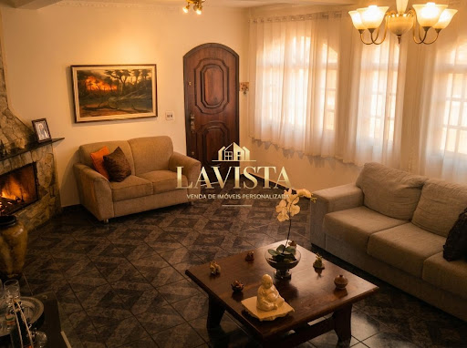 IMAGEM DA SALA DE ESTAR COM LAREIRA
