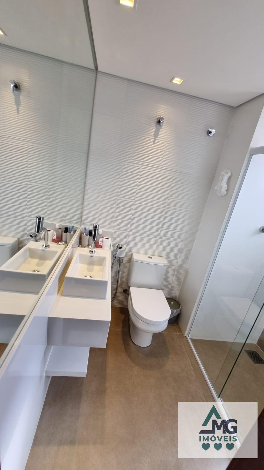 Apartamento à venda com 3 quartos, 3 suítes, 4 vagas e 245m² no Centro, Três Corações (MG) — foto 16 de 30