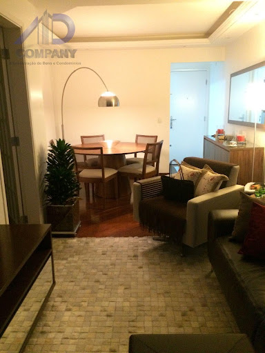 Apartamento em Vila Gumercindo  -  São Paulo
