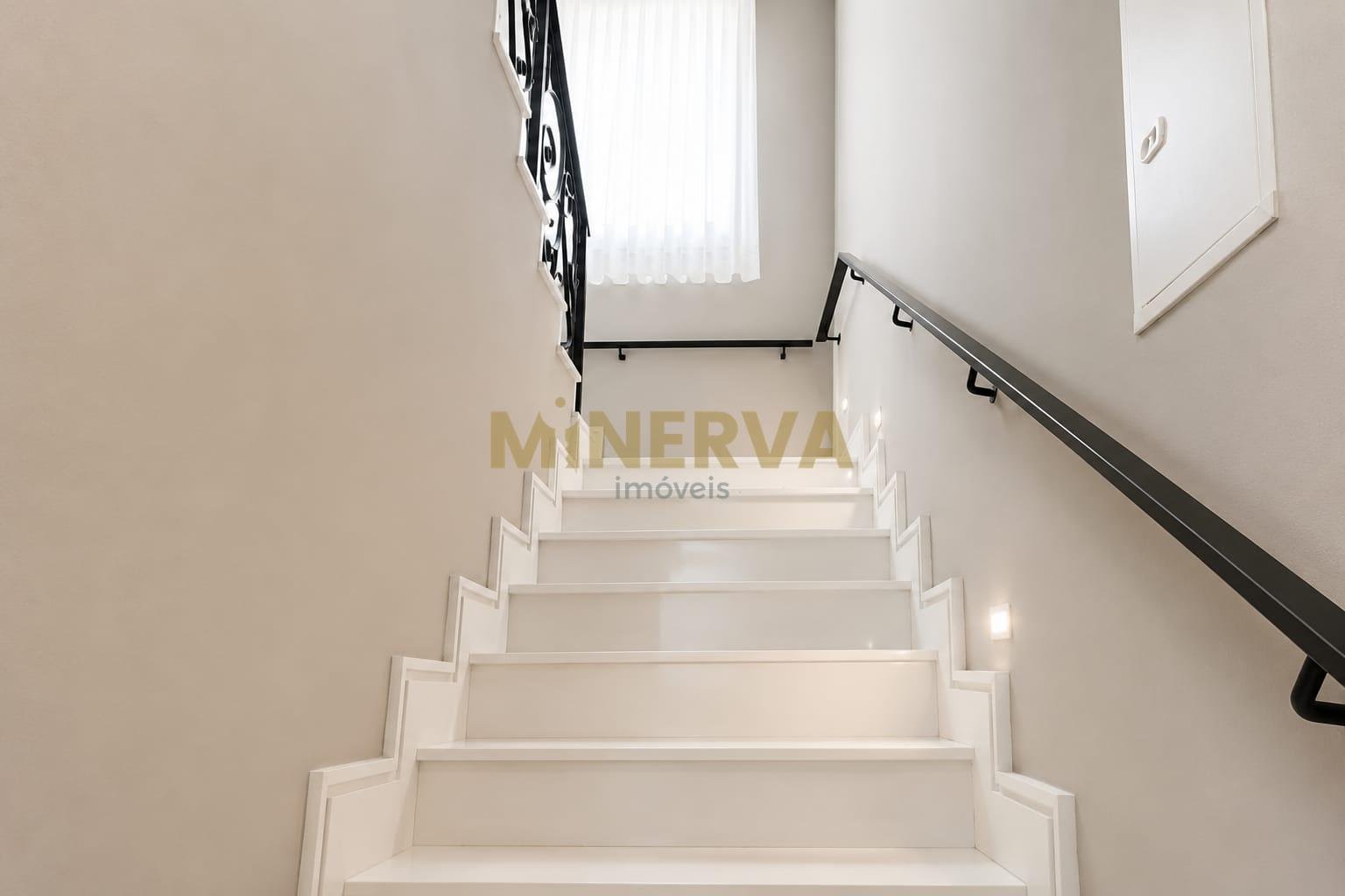 Casa à venda com 5 quartos, 5 suítes, 5 vagas e 650m² no Jardim Florida, Jacareí (SP) — foto 10 de 30