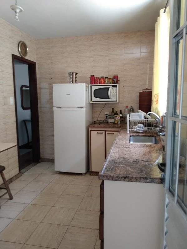 Casa à venda com 3 quartos, 1 suíte, 4 vagas e 240m² no São João Batista, Belo Horizonte (MG) — foto 5 de 13