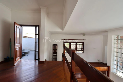 Casa, 3 quartos, 300 m² - Foto 2