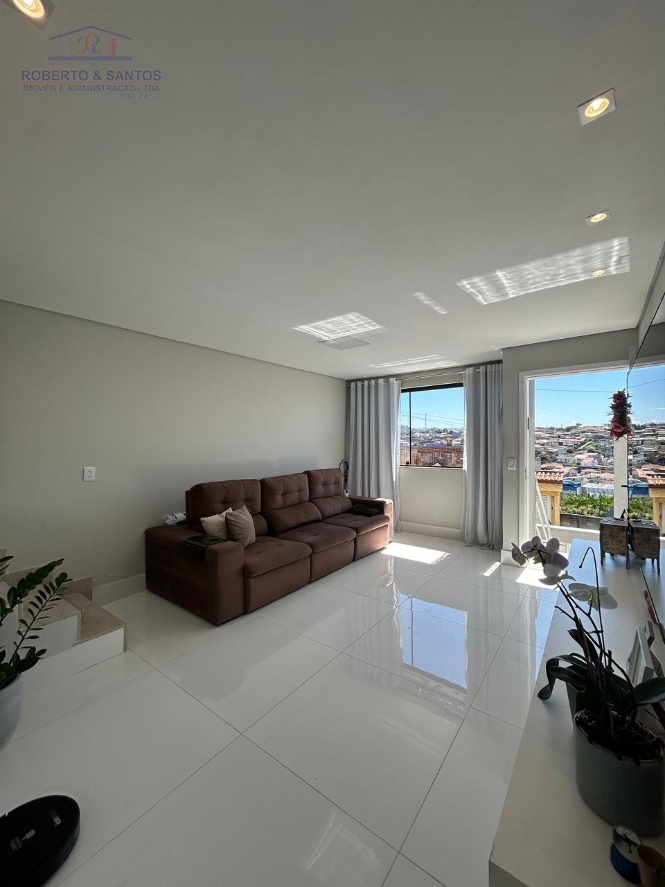 sala iluminada