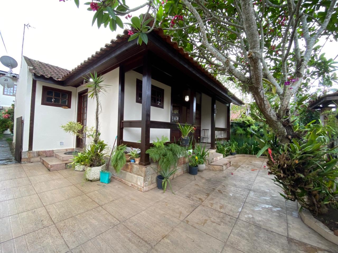 Casa para alugar com 4 quartos, 4 banheiros e 140m² no Vargem Pequena, Rio de Janeiro — foto principal
