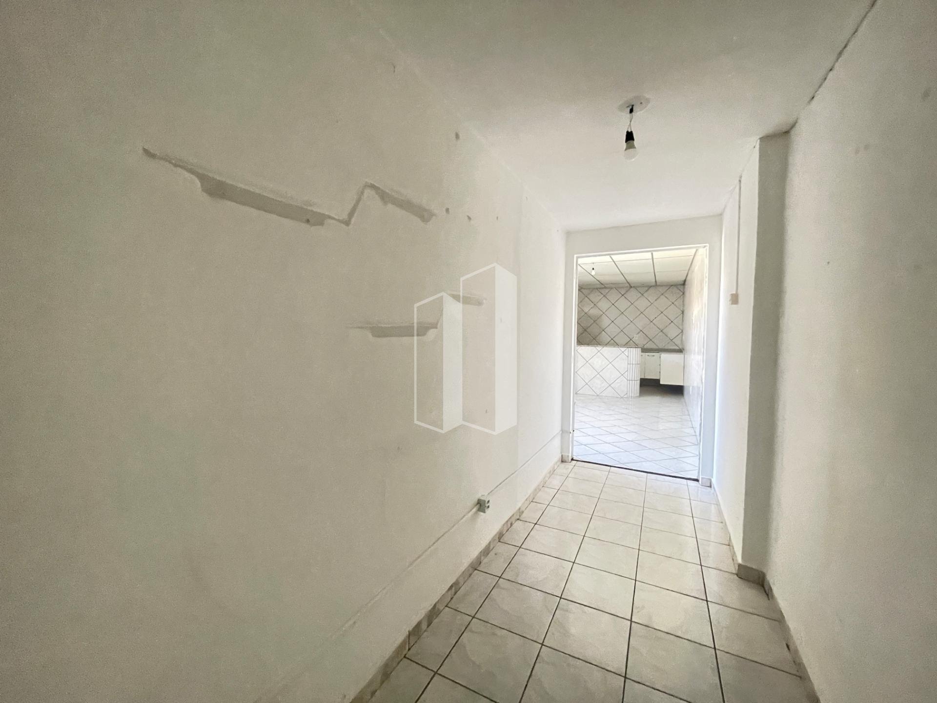 Casa à venda com 4 quartos, 1 suíte, 3 vagas e 200m² no Conjunto Residencial Aruanã I, Goiânia (GO) — foto 16 de 30