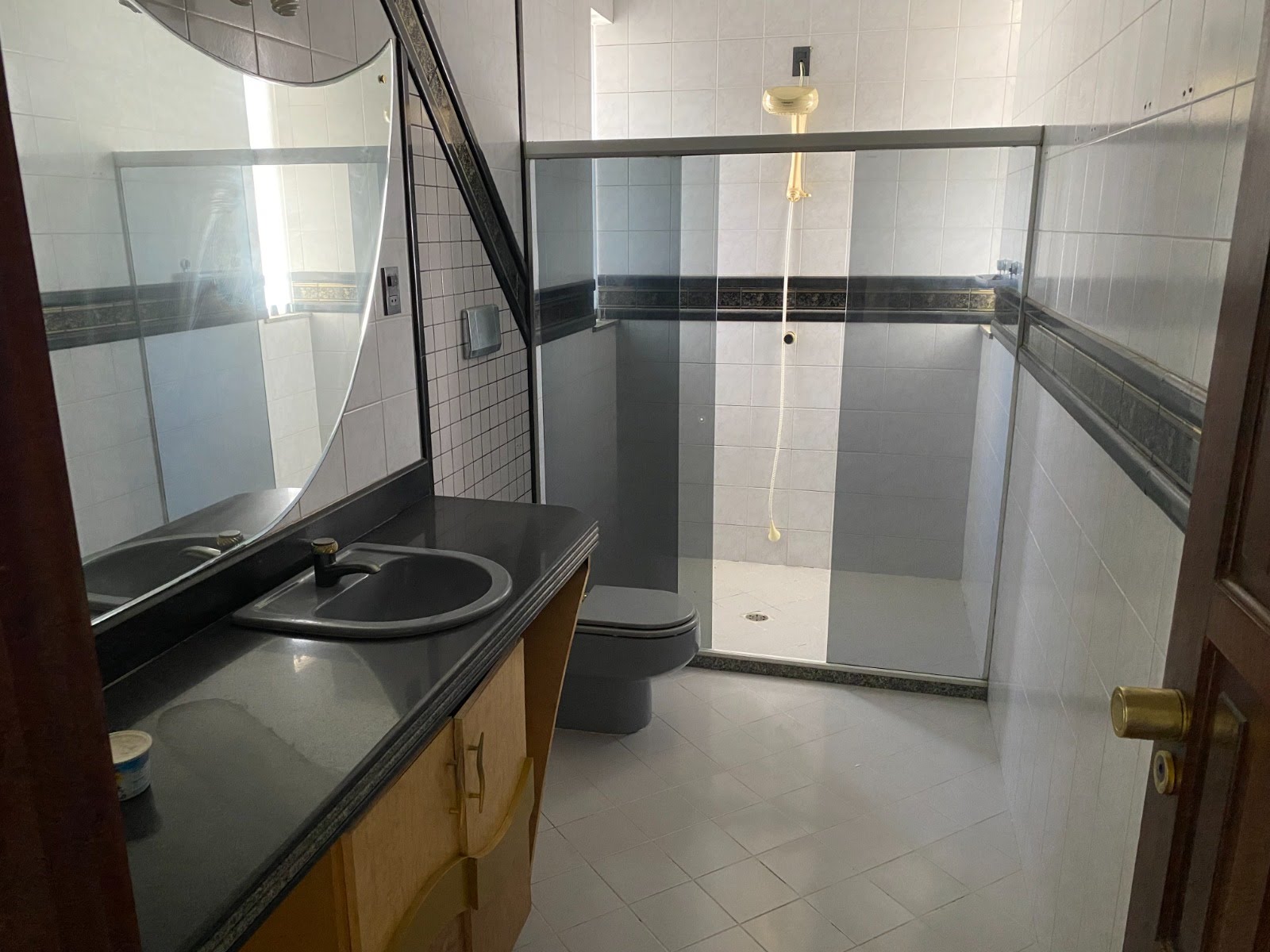 Casa à venda com 4 quartos, 1 suíte, 6 vagas e 358m² no Santa Mônica, Feira de Santana (BA) — foto 8 de 20