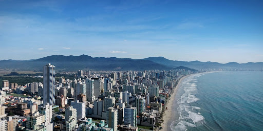 Lançamento em Meia Praia  -  Itapema