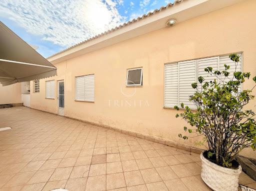 Casa de hóspedes da casa à venda no Rio Mar