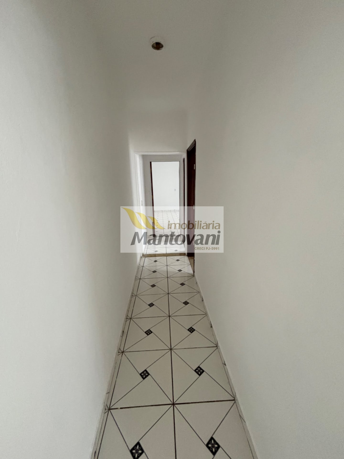 Casa à venda com 2 quartos, 1 banheiro, 2 vagas e 125m² no Jardim Nossa Senhora de Fátima (valinhos), Tatuí (SP) — foto 13 de 15