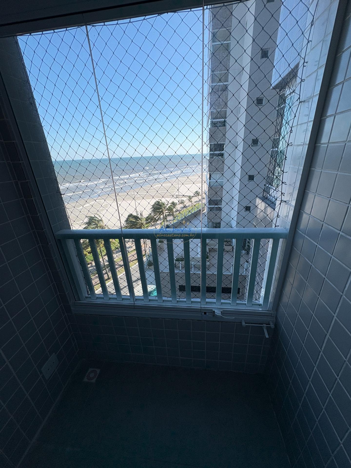 Apartamento à venda com 3 quartos, 1 suíte, 2 vagas e 112m² no Vilamar, Praia Grande (SP) — foto 8 de 30