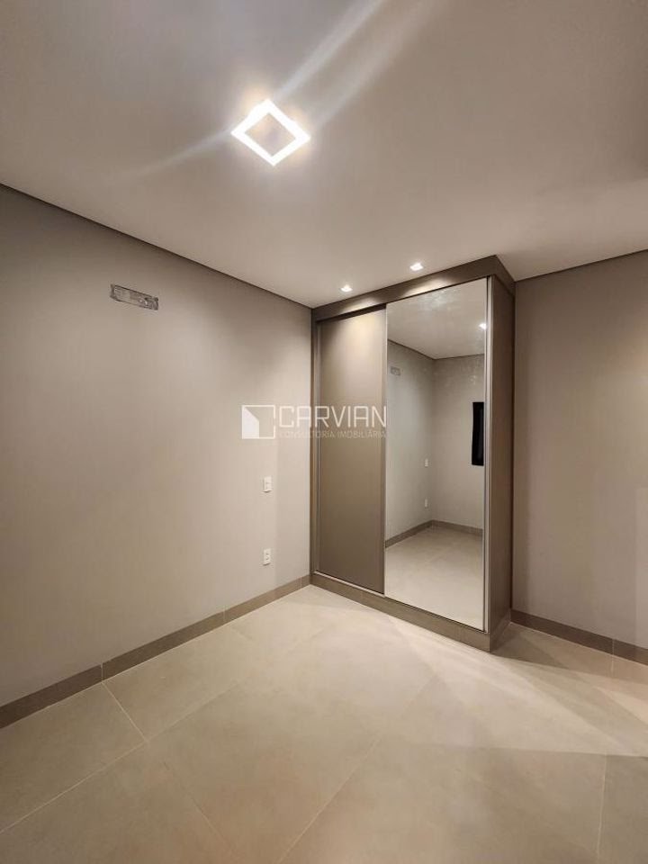 Casa à venda com 3 quartos, 3 suítes, 4 vagas e 156m² no Real Sul, Ribeirão Preto (SP) — foto 10 de 25