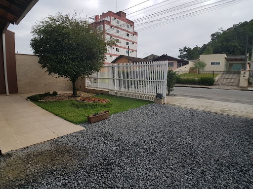 Jardim da frente 
