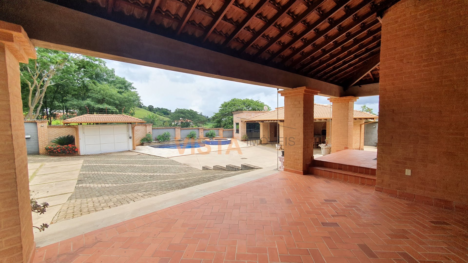 Casa à venda com 3 quartos, 2 suítes, 2 vagas e 290m² no Jardim das Paineiras, São João da Boa Vista (SP) — foto 13 de 30