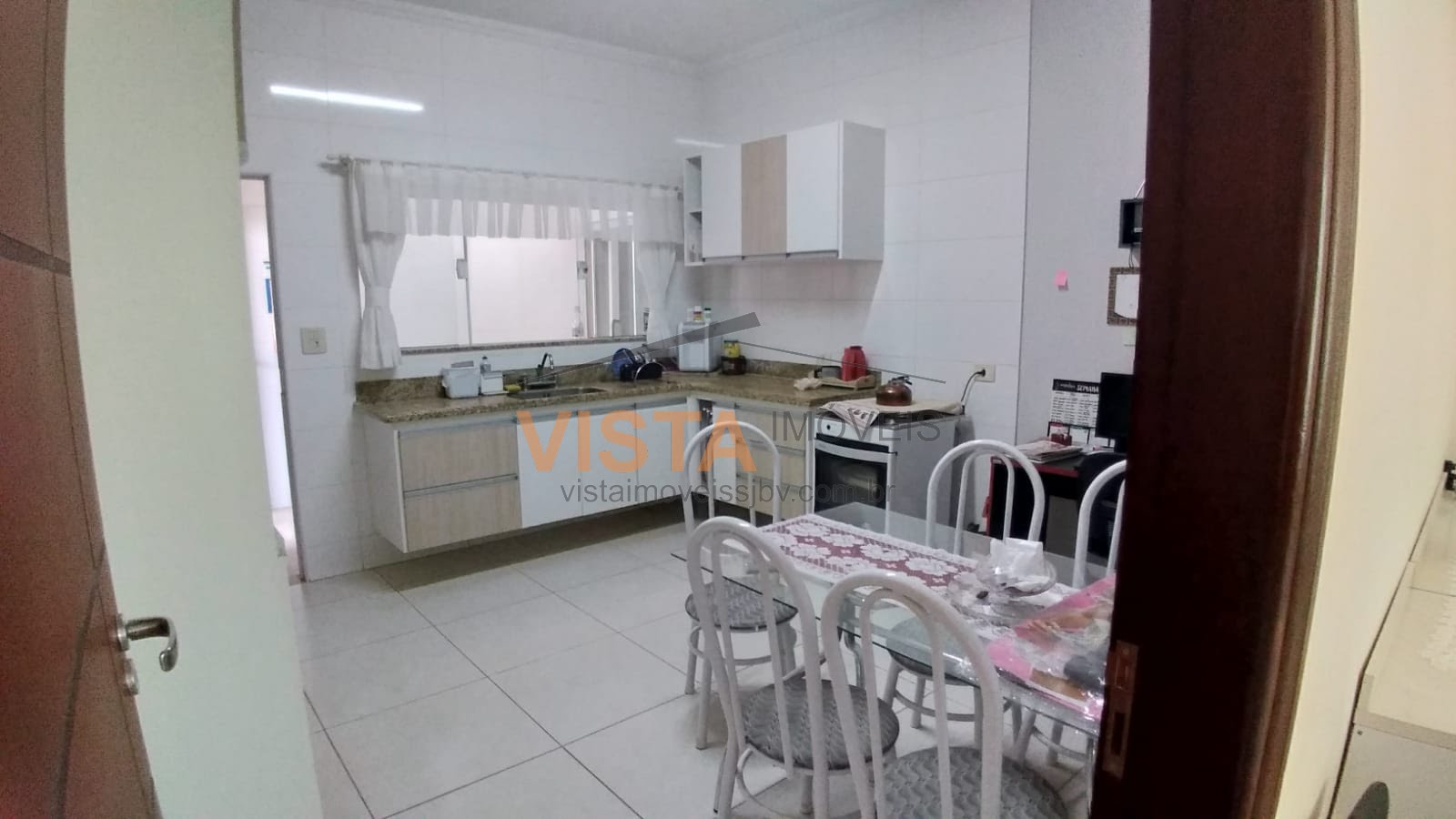 Casa à venda com 3 quartos, 1 suíte, 4 vagas e 300m² no Terras de São José, São João da Boa Vista (SP) — foto 7 de 12