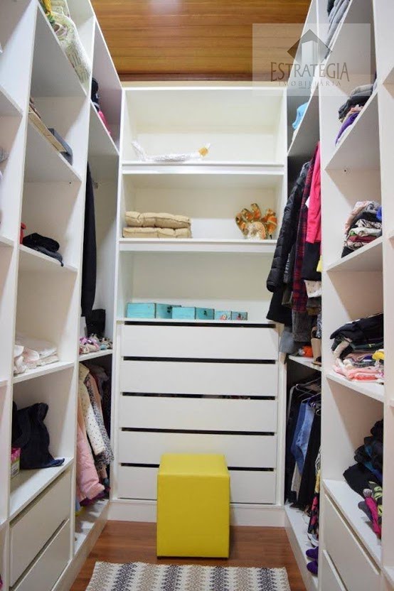 Casa à venda com 4 quartos, 3 suítes, 4 vagas e 110m² no Cascatinha, Petrópolis (RJ) — foto 8 de 25