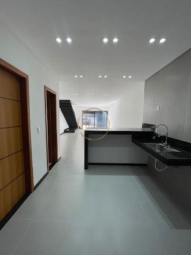 Casa 2 Dormitórios em Campinho, Porto Seguro - R$680 mil