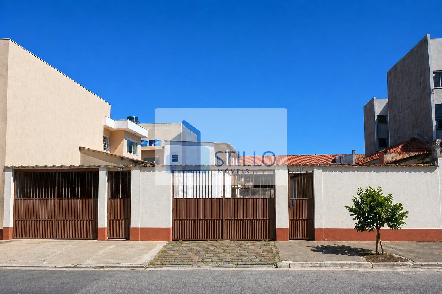 Terreno à venda com 630m² de terreno no Vila Antonieta, São Paulo — foto principal