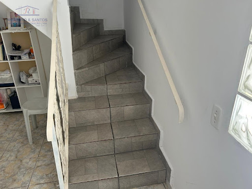 Escadas dos dormitórios
