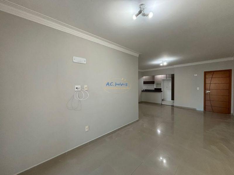 Apartamento à venda com 3 quartos, 1 suíte, 2 vagas e 113m² no Aviação, Praia Grande (SP) — foto 16 de 28