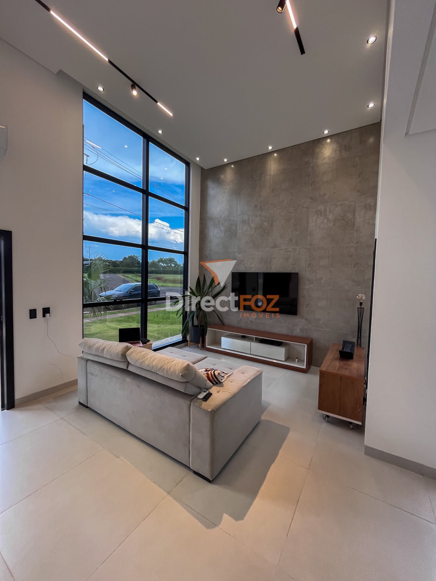 Casa semi mobiliada à para locação no Condomínio Royal Falls Yacht Residence & Resort - Fase 2 - Foz do Iguaçu