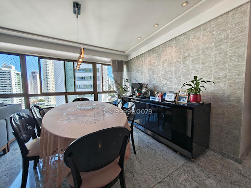 Compre Apartamento à venda no Rosarinho com 135m², 3 quartos (2 suítes) e lazer completo no Edf. Alice Queiroz. Agende sua visita com Leicam Maciel!