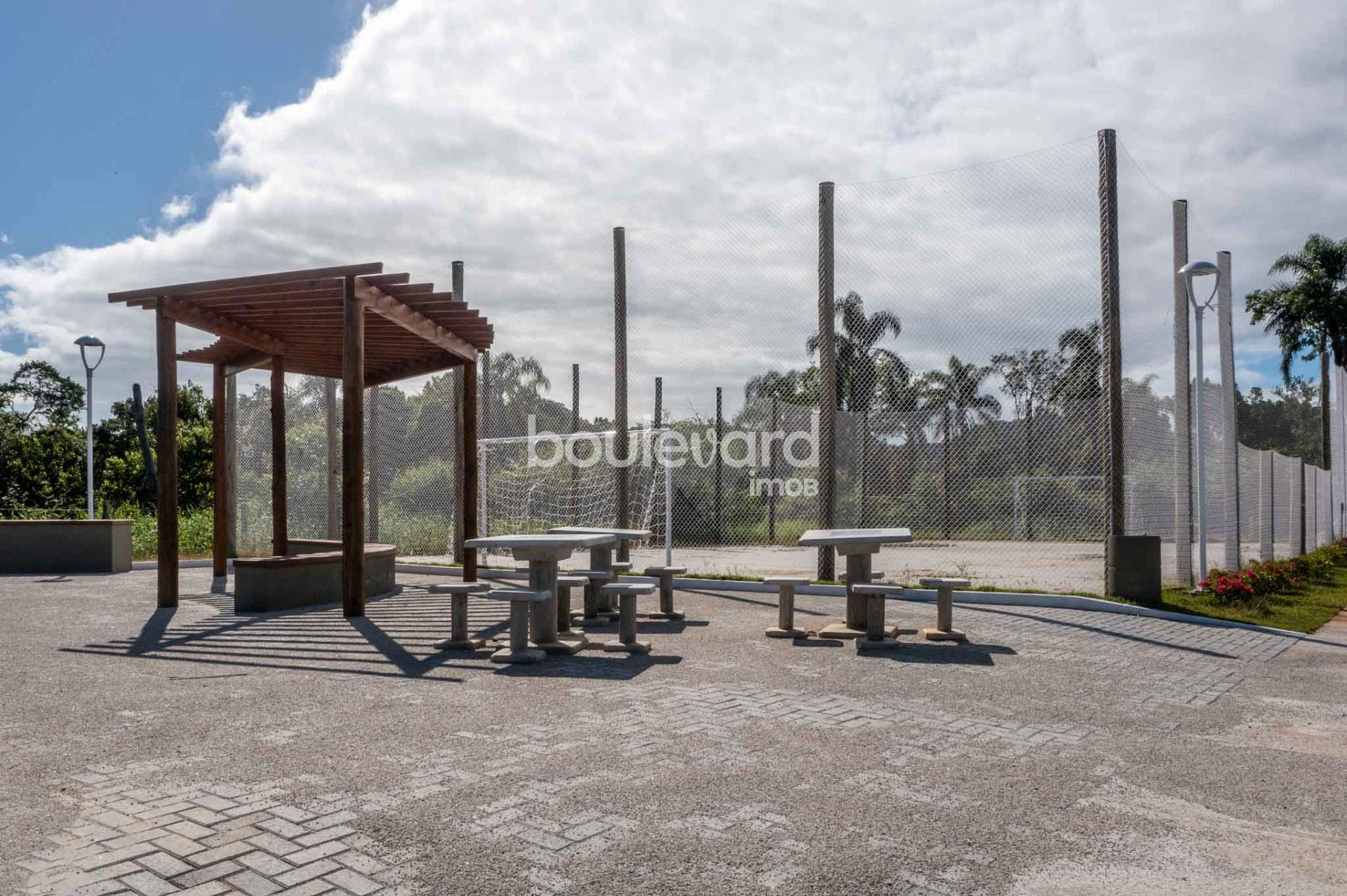 Casa à venda com 2 quartos, 1 banheiro, 2 vagas e 50m² no Forquilhas, São José (SC) — foto 15 de 16