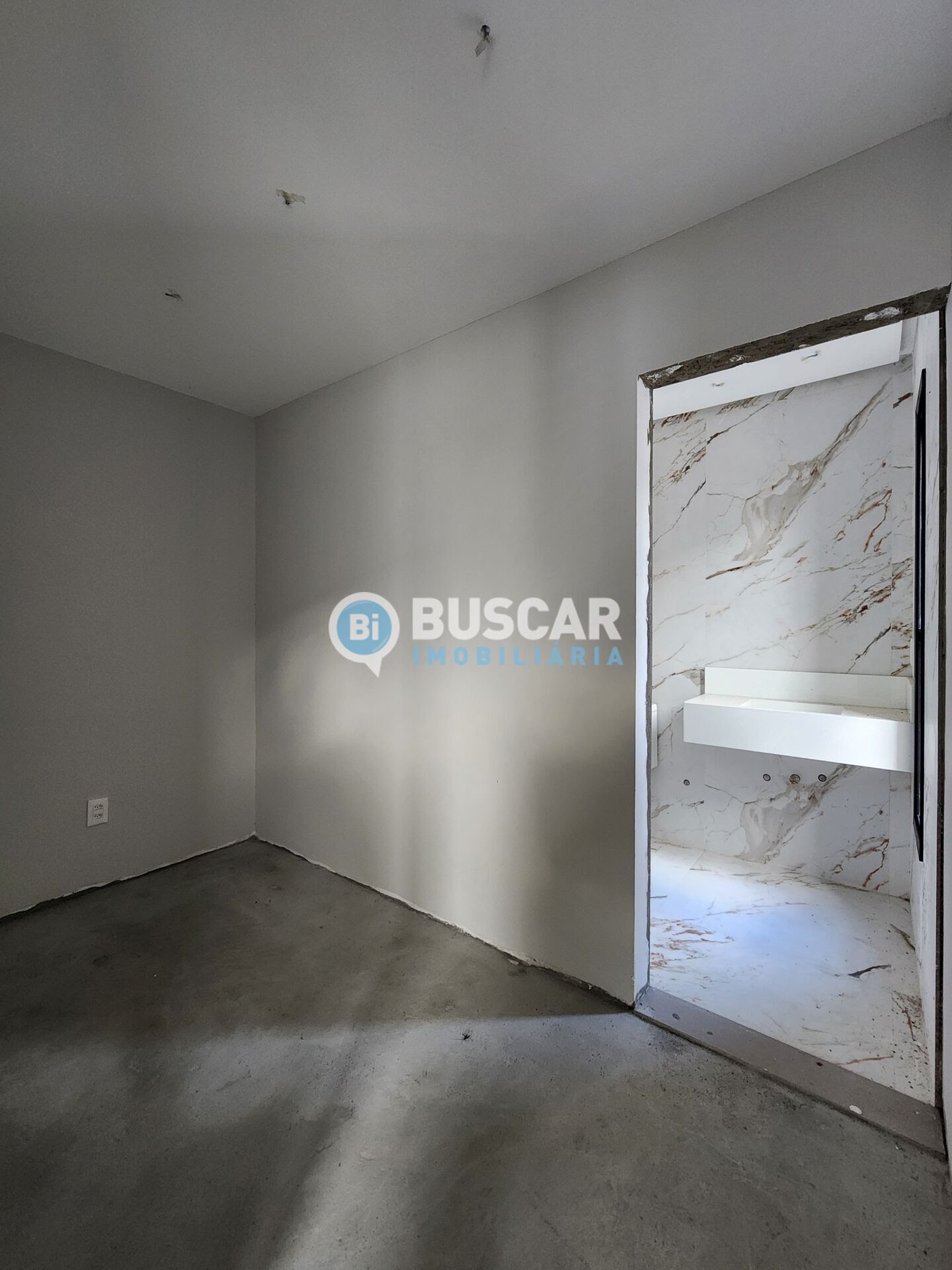 Casa à venda com 4 quartos, 4 suítes, 4 vagas e 400m² no Vale do Jacuípe, Feira de Santana (BA) — foto 12 de 21