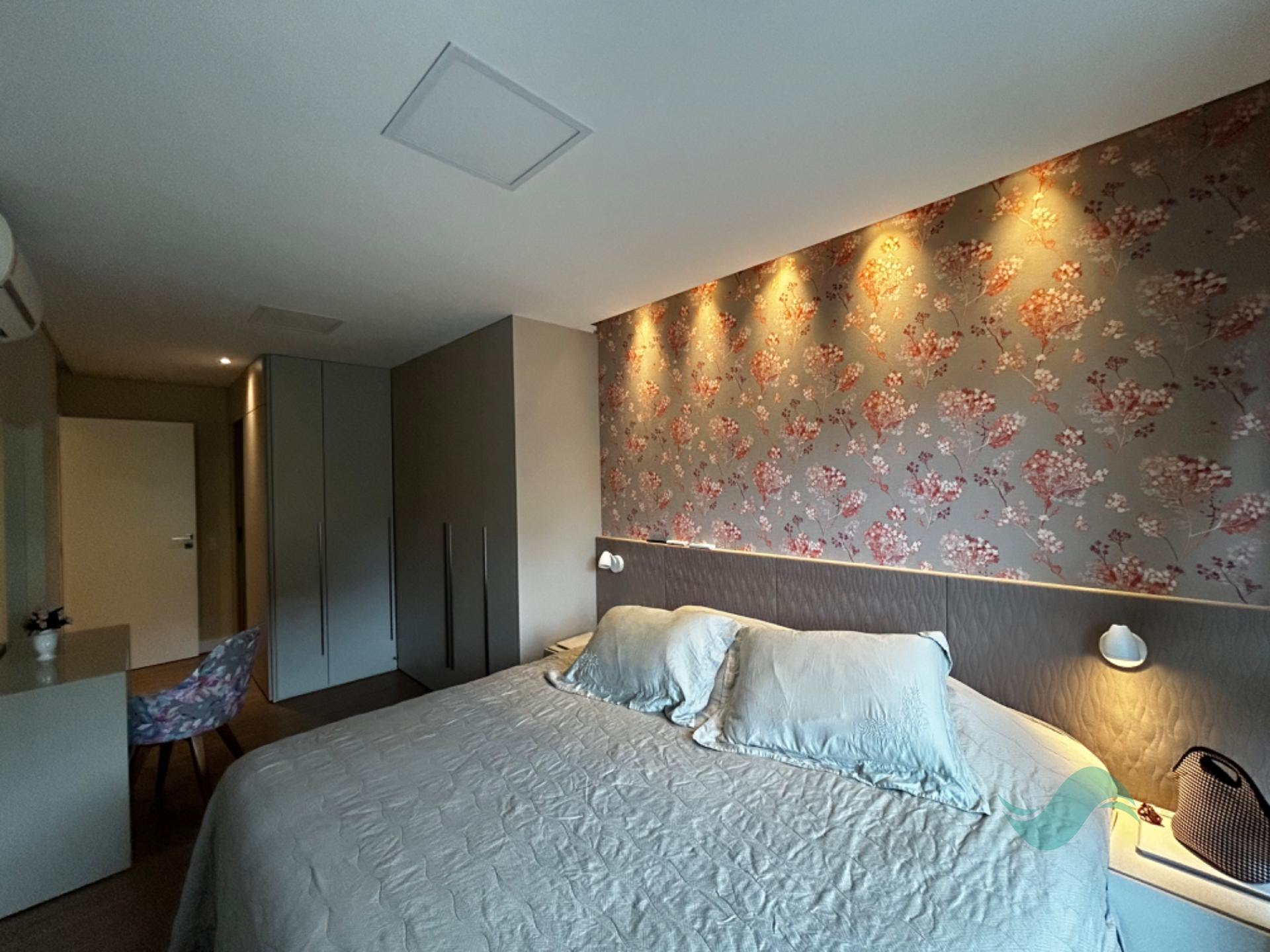 Apartamento à venda com 2 suítes, 2 vagas e 100m² no Jurerê, Florianópolis (SC) — foto 13 de 27