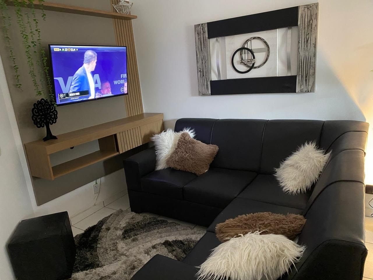 Apartamento à venda com 2 quartos, 2 banheiros, 1 vaga e 52m² no Centro, Ubatuba (SP) — foto 2 de 6