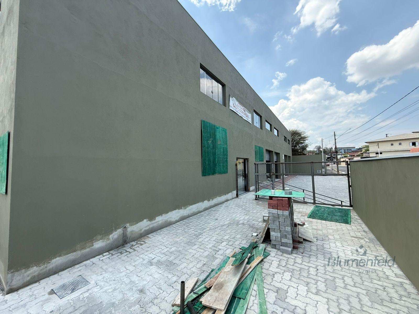 Comercial para alugar com 2 banheiros, 7 vagas e 300m² no Parque Rodrigo Barreto, Arujá (SP) — foto 5 de 7