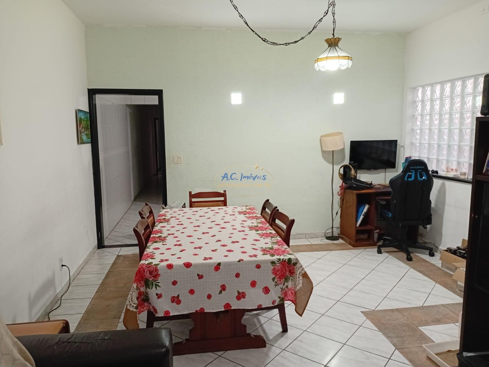 Casa à venda com 3 quartos, 1 suíte, 2 vagas e 107m² no Vila Tupi, Praia Grande (SP) — foto 6 de 24