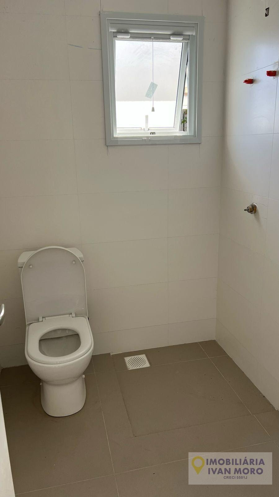 Casa à venda com 4 quartos, 4 suítes, 2 vagas e 217m² no Jurerê, Florianópolis (SC) — foto 17 de 25
