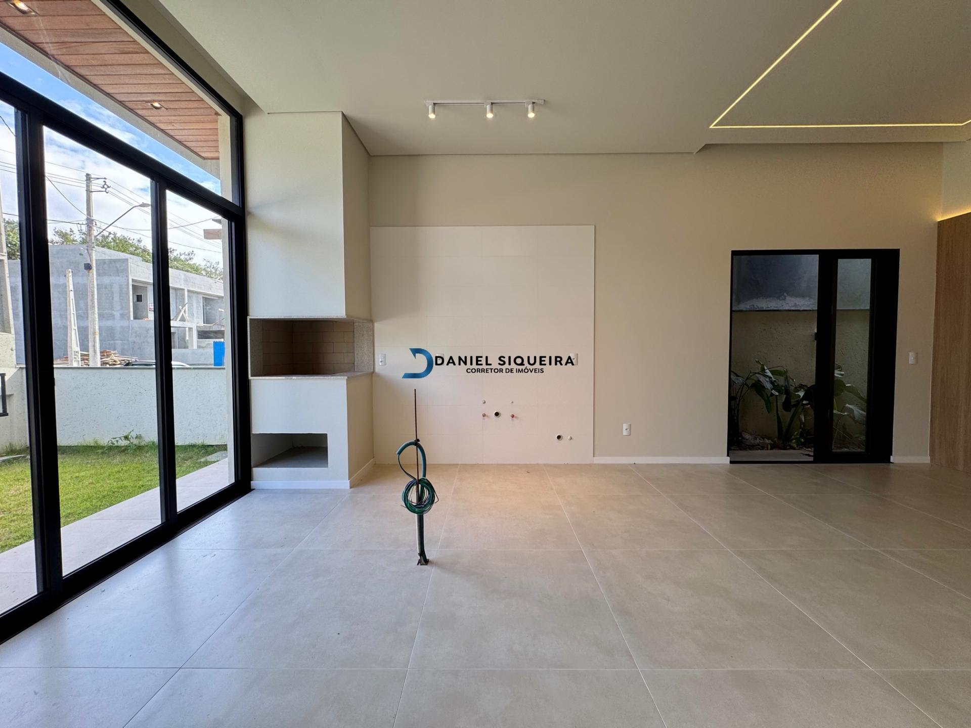 Casa à venda com 3 quartos, 1 suíte, 2 vagas e 105m² no Forquilhas, São José (SC) — foto 9 de 26